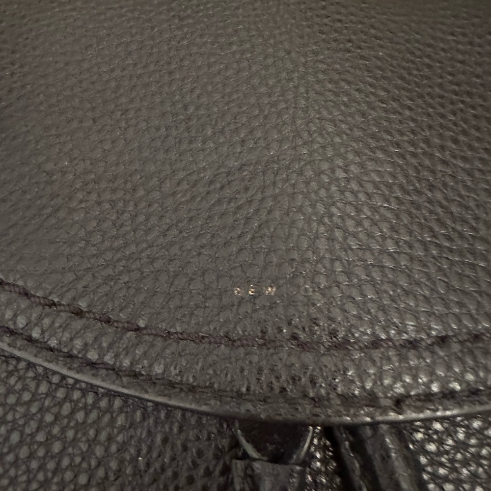 MARC JACOBS
Textured Leather Crossbody Saddle Bag - Picture 6 of 11